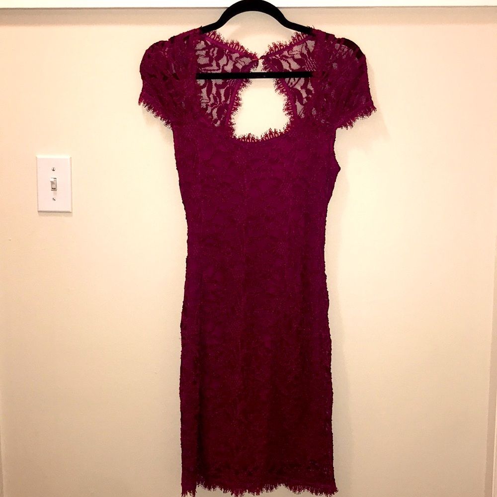 Magenta Lace mini-dress (M)